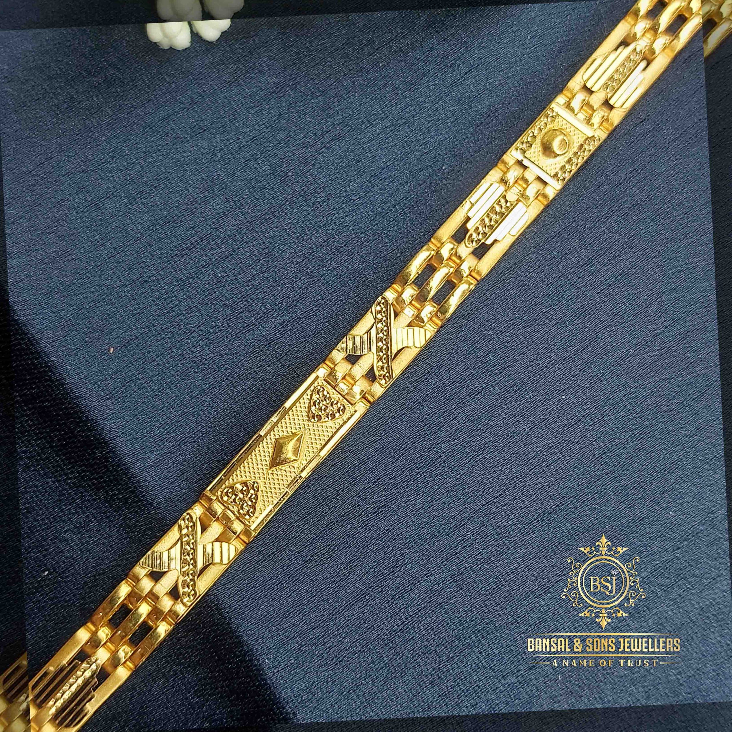 14.Gold gents bracelet - Image 2