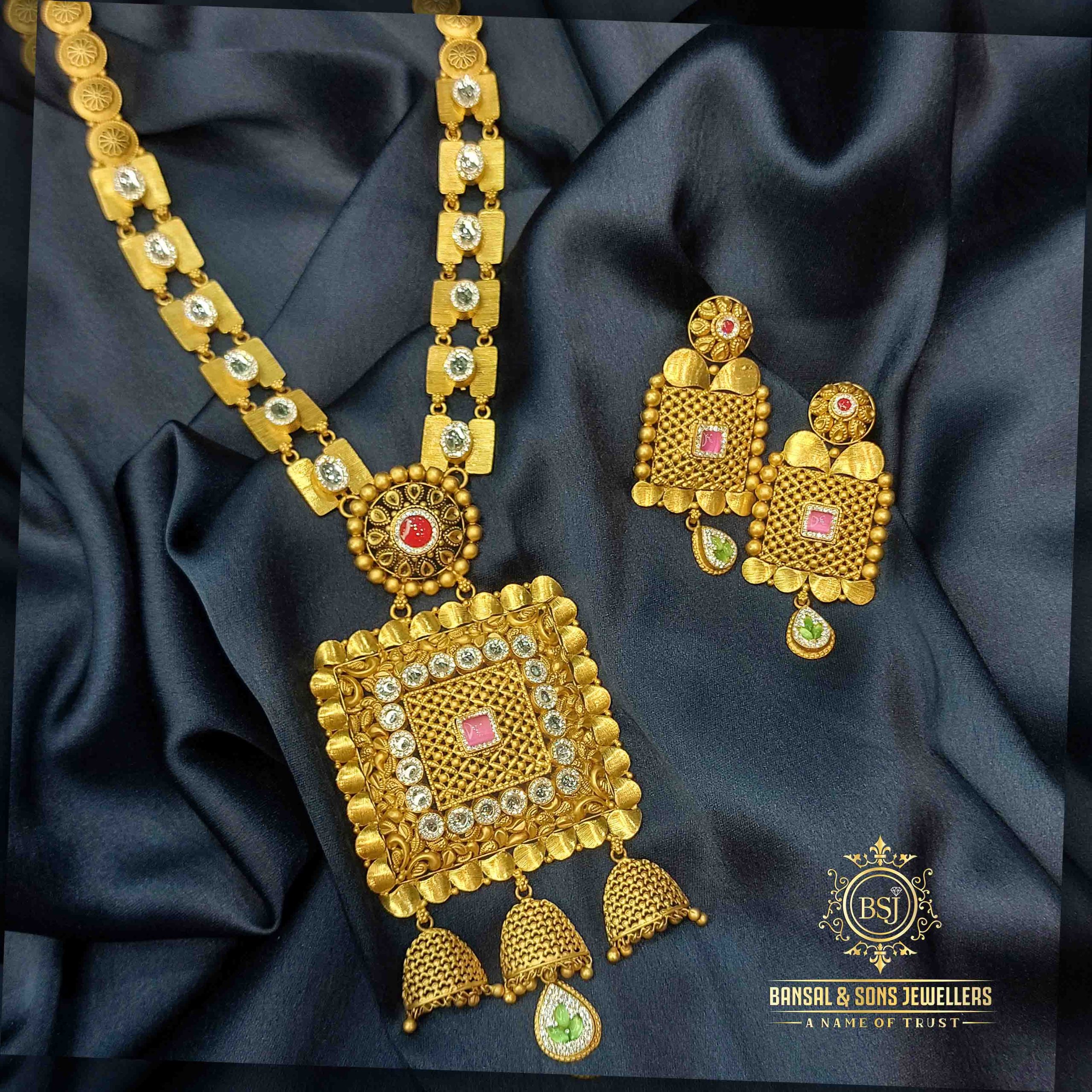 26. Antique long set