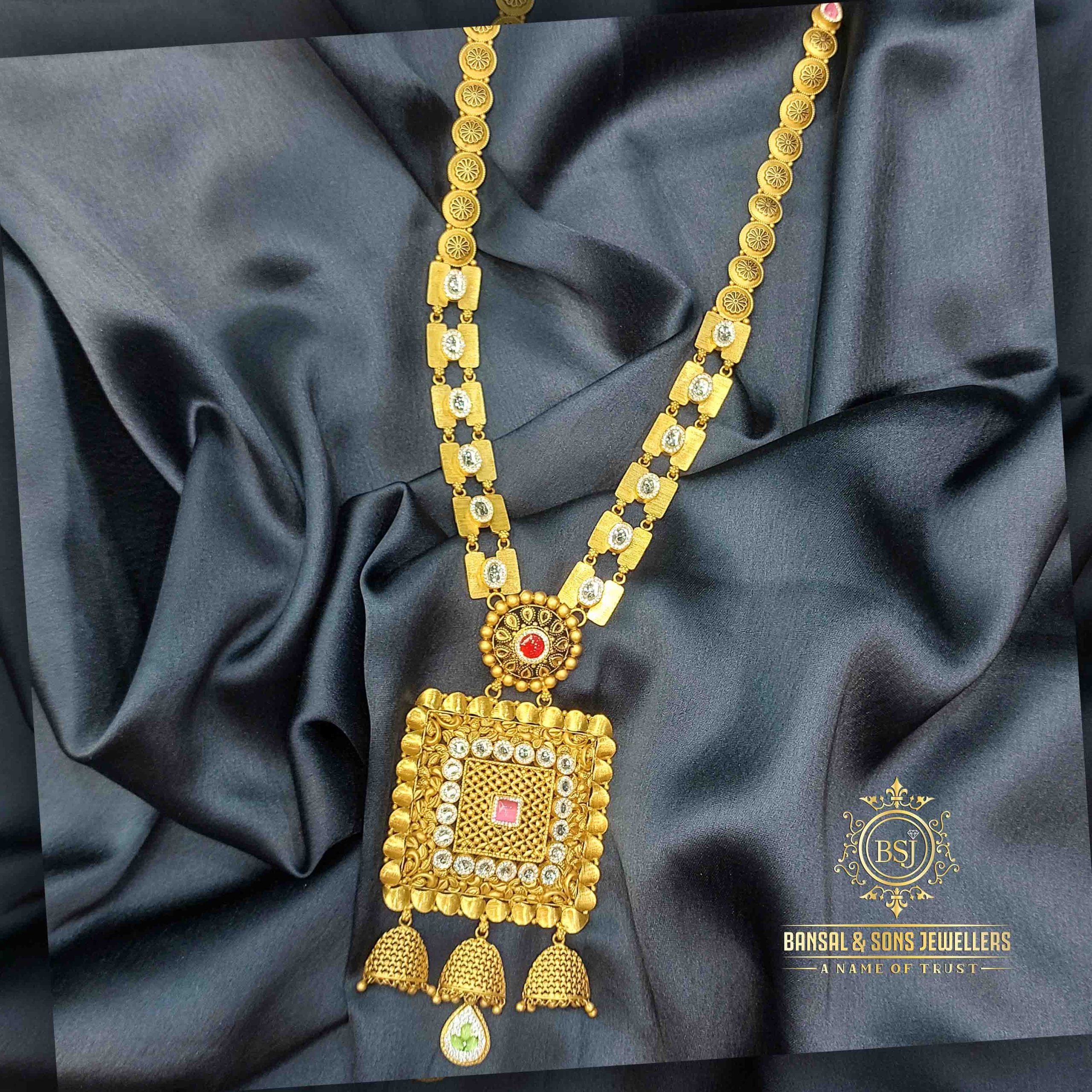 26. Antique long set - Image 4