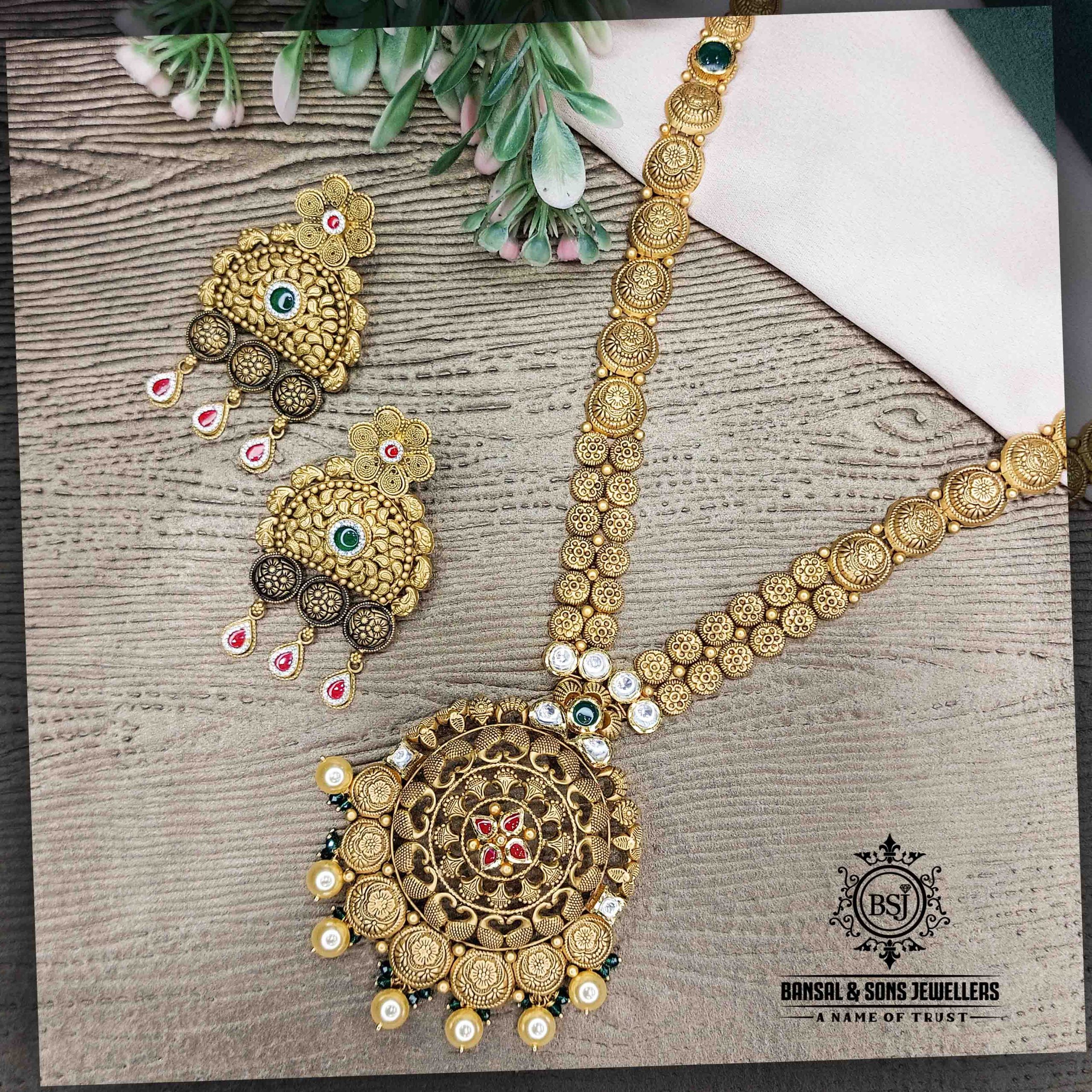 27. Antique long set