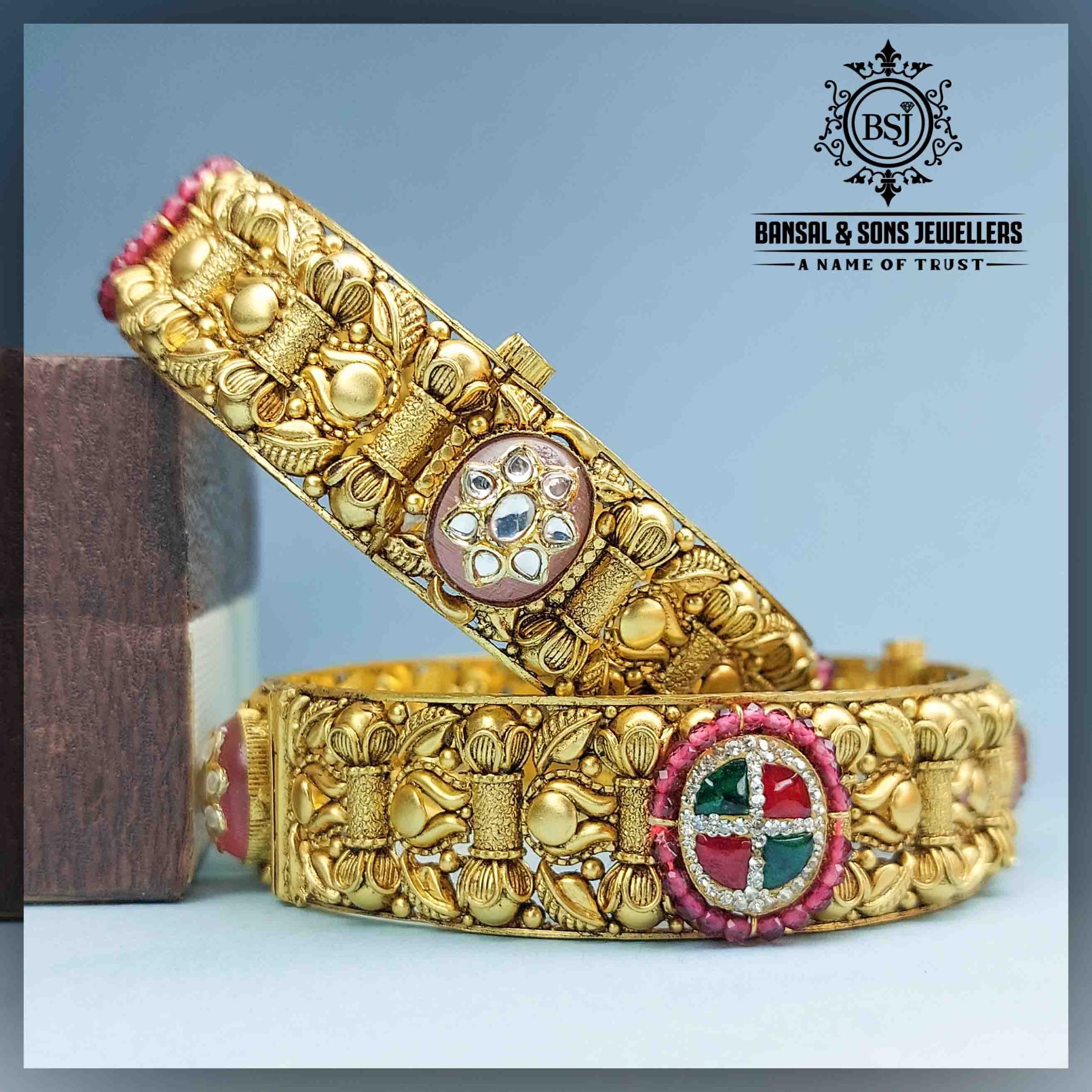 15. Antique set - Image 2