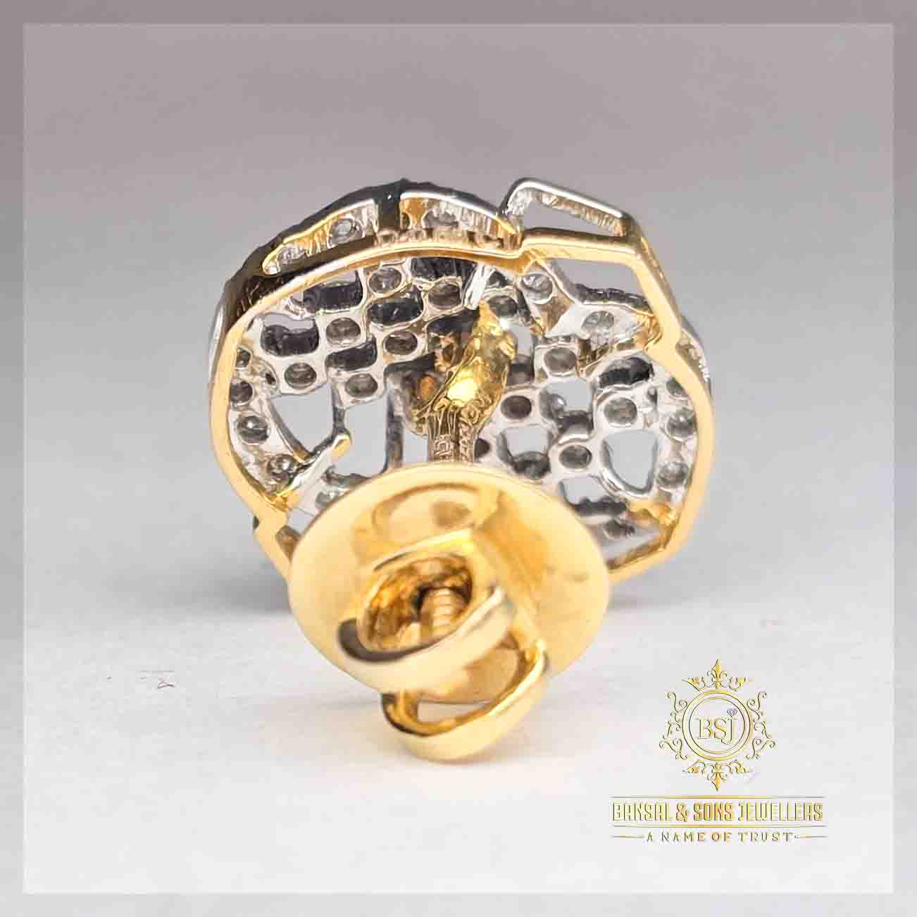 19. Diamond earring - Image 4