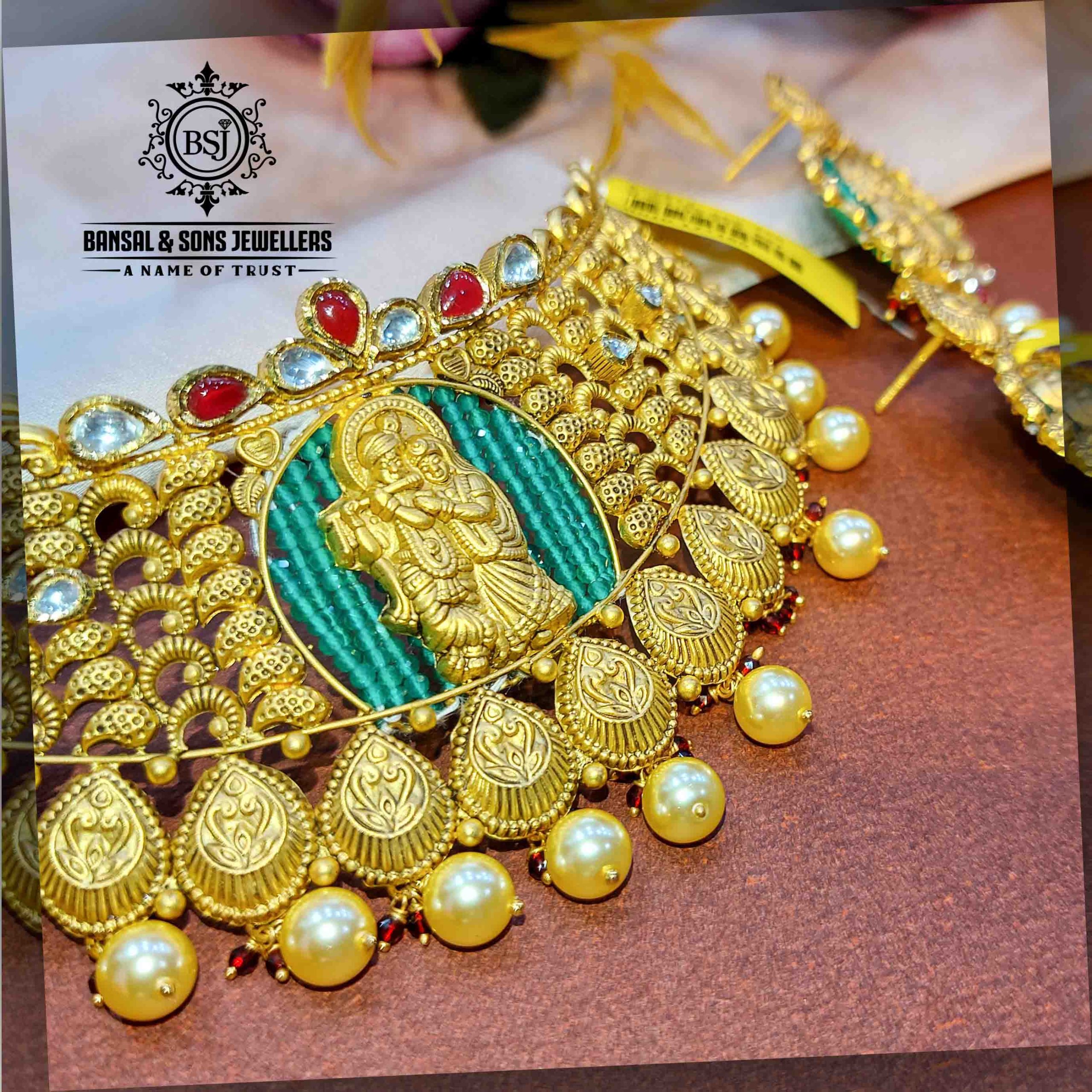 31. Antique choker set - Image 3