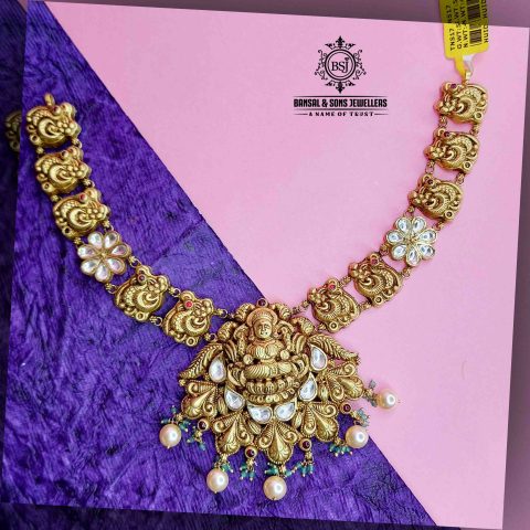 20. Antique temple set