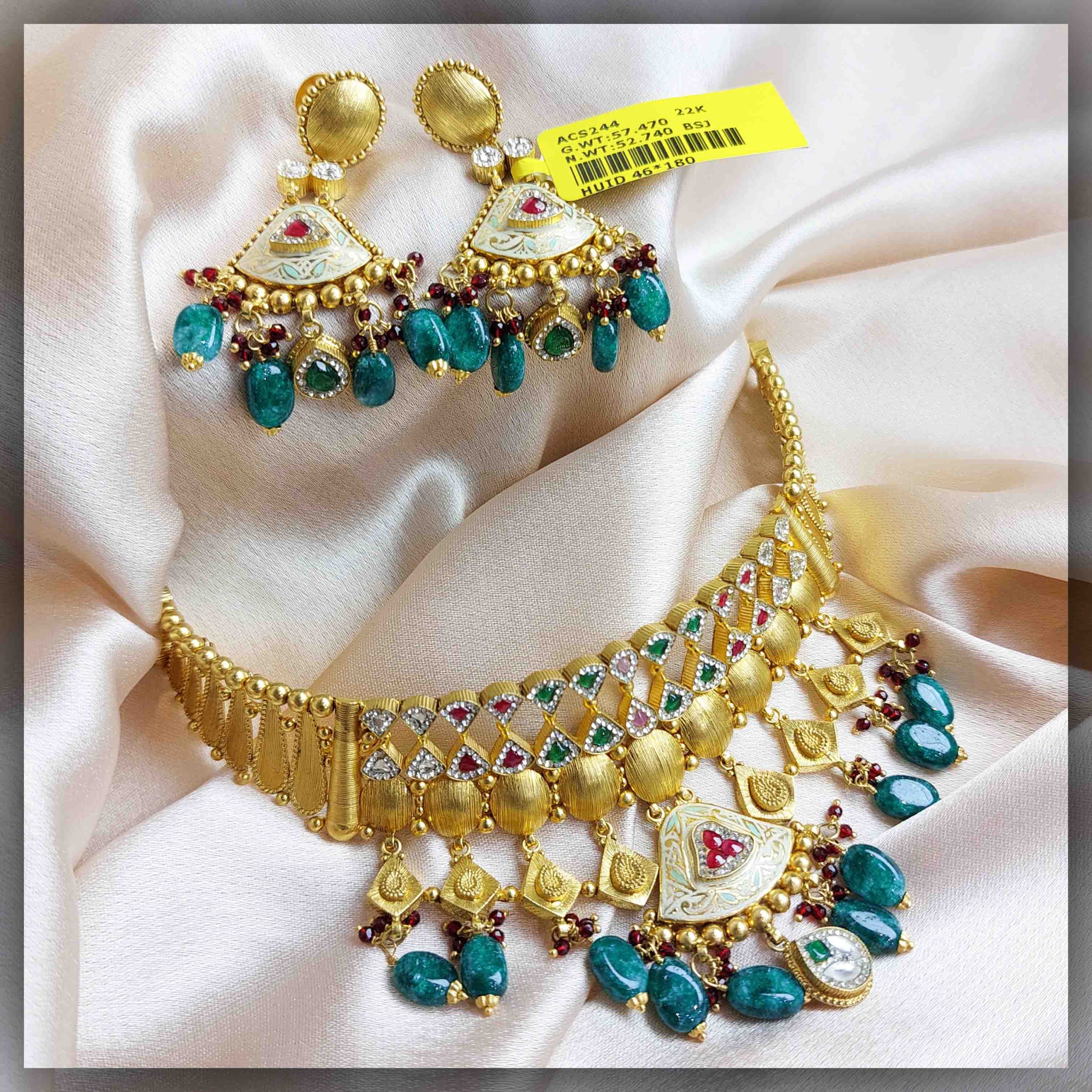 41.Antique choker set